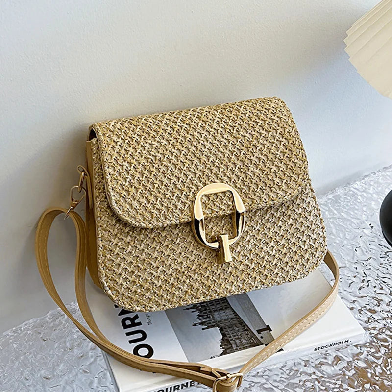 Summer Lock Straw Crossbody Bag