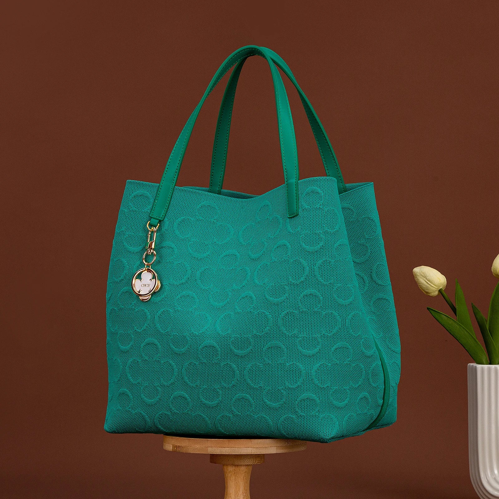 Elegant Luxe Commuter Tote